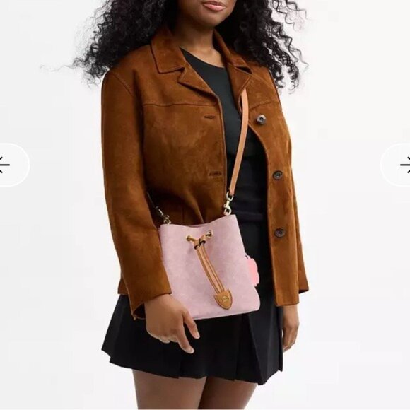 🌸Coach Rowan Bucket Bag In Signature Canvas With Charms CEA23 Powder Pink - Picture 7 of 7